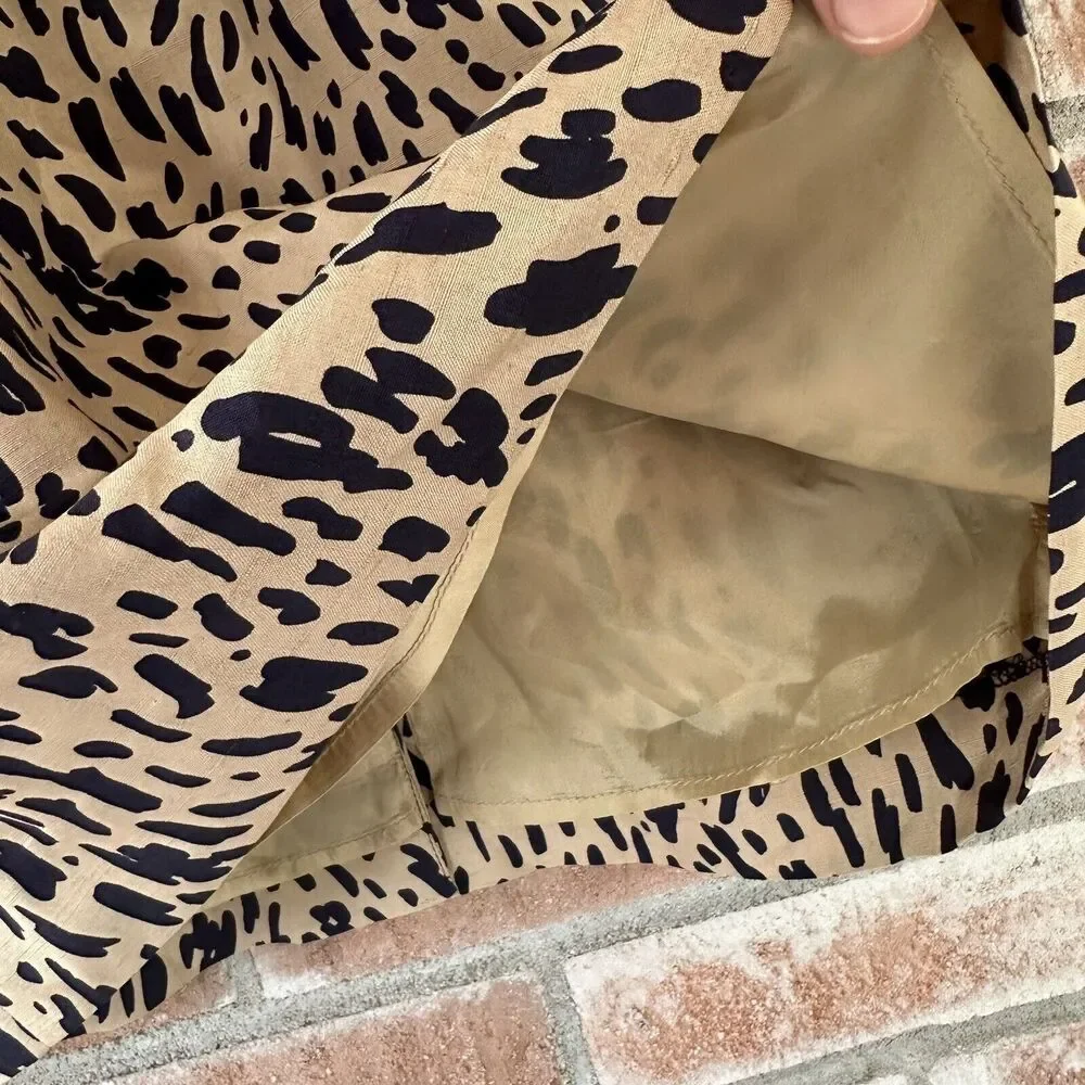 Vintage Valentino Miss V 100% Silk Skirt Cheetah Print Size 8